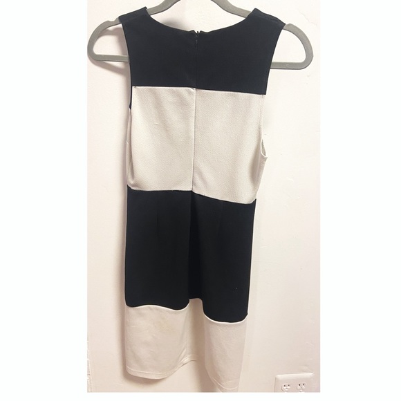 Tobi like new striped dress - Picture 2 of 2